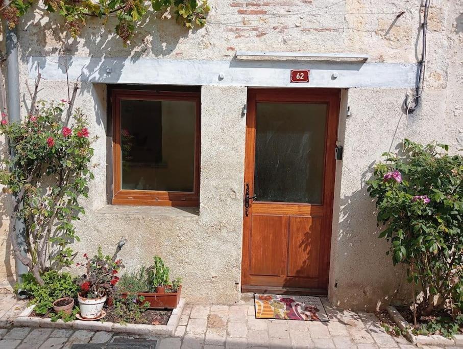 Maison De Village Avec Superbe Vue Cuq  ภายนอก รูปภาพ